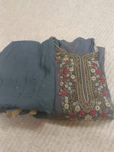 Kurta Witha Chunni