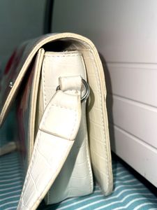 Lino Perros Floral Shoulder Bag