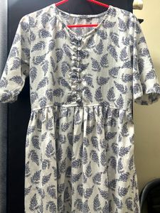 White Floral print Dress🌙