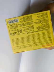 Dot &amp; Key Super Bright Moisturizer