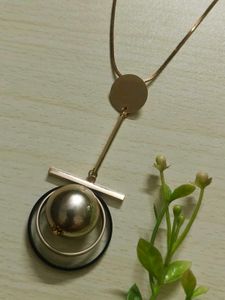 🆕 Chic Gold-Tone Long Pendant Necklace
