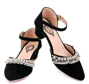 Elegant Black Ballerinas