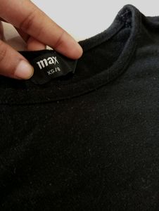 MAX BRAND EMBROIDERED TOP🖤❤️