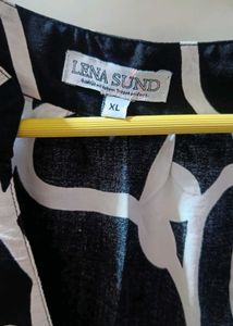 Flairy Black &amp; White A-line Dress With Pockets