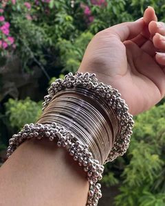 Bangle set (SIZE~2.4)🌻🌺