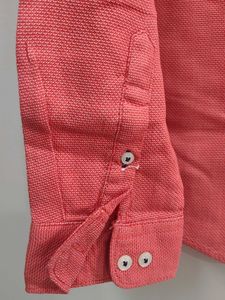 NETPLAY BRAND NEW SHIRT