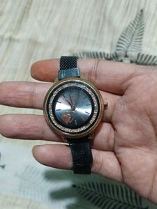 Elegant Women&#39;s Watch
