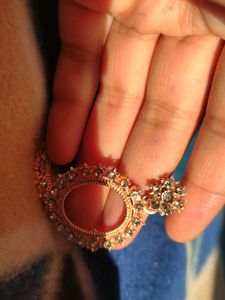 Pretty earring