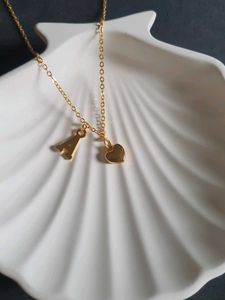 Alphabet &amp; Heart Shape Pendent ♥️