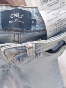 Light Wash Denim Jeans