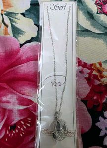 Seri Silver Tone Pendant Necklace
