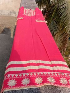Embroidered Ethnic Kurti