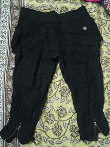 Black Capri Pants