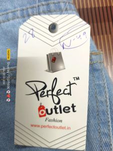 (N-49) 28 Size Straight Denim Jeans