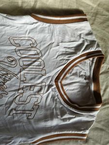 🤍 Everyday Cute Tee – Casual &amp; Comfy