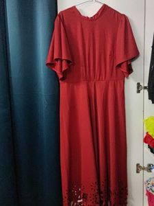 Elegant Maroon  Midi Dress