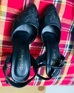 Dressberry Black Heels