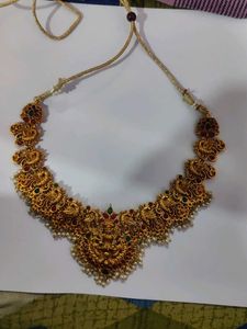 Elegant Gold-toned Necklace