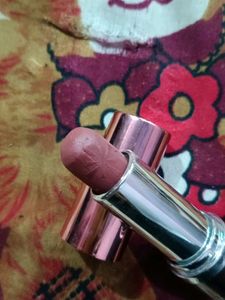 Look Like A Elephant For Wear This Lipstick
