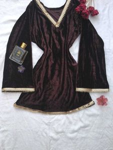 Winters Corset Back Elegant Kurti🤎