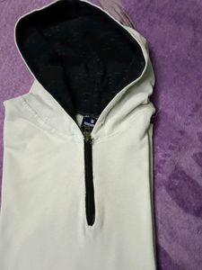White Hoodies Tshirt 👕
