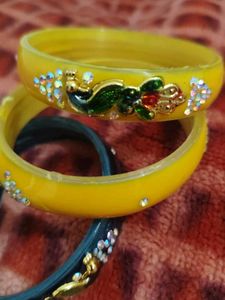 Handcrafted Peacock Bangles (Set of 3)