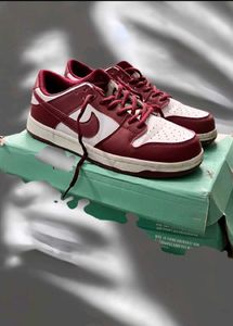 Nike Sneakers - Stylish & Comfortable