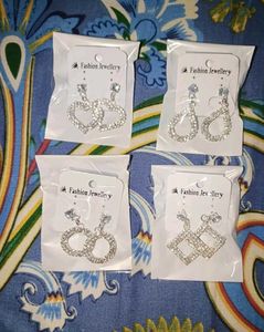 New Glowing Earrings Set