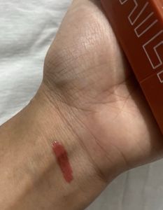 JJ Watery Long-lasting Glossy Lipstick