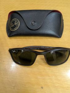 Iconic Ray-Ban Cutters Sunglasses