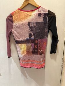 Beautiful Graphic Print Mesh Top