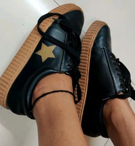 Black Roadster Sneakers 🖤🤩