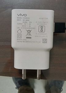 VIVO NEW AND ORIGINAL TYPE C MOBILE CHARGER