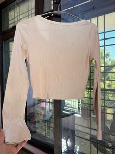H&amp;M Fitted Cardigan Style Ribbed Top/Size-S