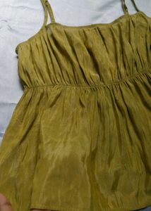 Olive Top