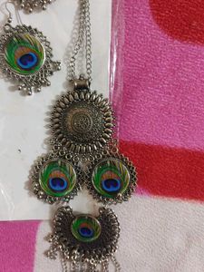 Peacock Maang Tikka &amp; Earring Set