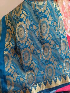 Elegant Teal Paisley Saree