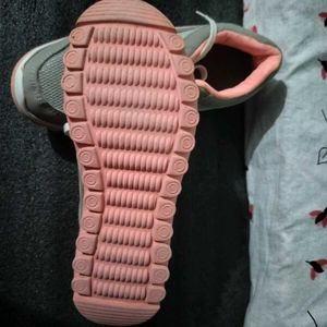 sport shoes