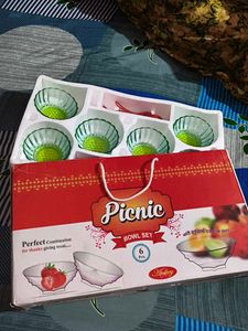 Dinnerware Set
