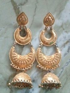 Earring