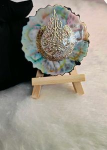 Resin Show Pieces