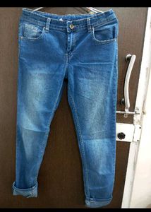 Stylish Blue Denim Jeans