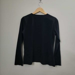 Bewakoof Women Black T-shirts