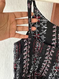 WOMEN PRINTED NOODLE STRAP DRESS
