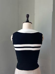 Tie comes separate Chic Knit Top