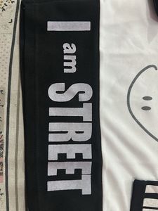 Cute &#39;Be Happy&#39; T-shirt