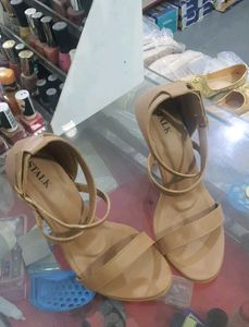 Two Heels For Sell 🎉