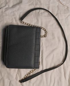 Sling bag Slightly Imperfect