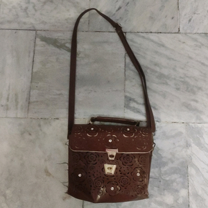 sling  purse.