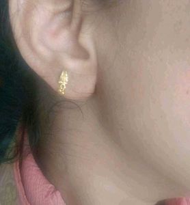 Beautiful New Flower Desine Earrings